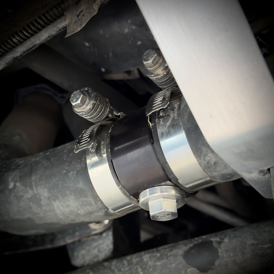 DmaxStore Coolant Drain Pipe Adapter DMAX-CDA